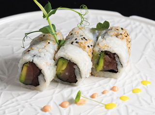 Uramaki maguro avocado - 8 pezzi