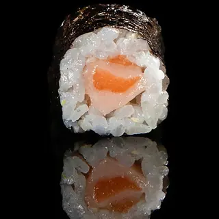 Maki de Salmón con Cebollas Fritas (8 Uds.)