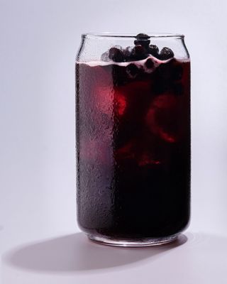 Черничный колд брю