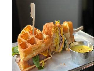 Вафля з томленою яловичиною (420г)