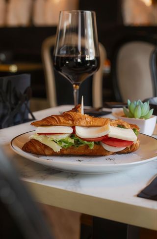 Croissant Caprese