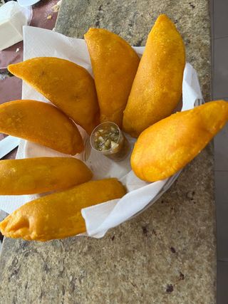 EMPANADAS DE CARNE/ UD