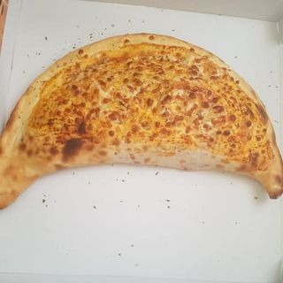 Pizza Bombay Calzone (Mediana)