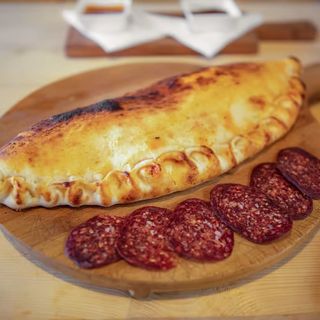 Pizza Calzone Picante