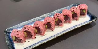 R02-Uramaki rosa maguro