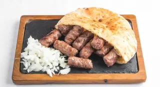 Sarajevski ćevap U pola 12