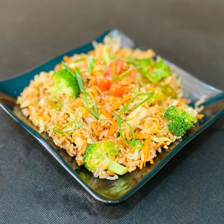 Arroz frito con verduras 