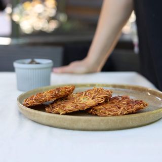 Placki ziemniaczane z sosem grzybowym