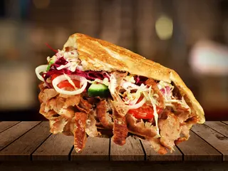 KEBAB MAŁA BUŁKA