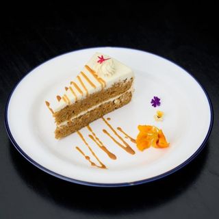 Carrot Cake with Whisky Sauce 