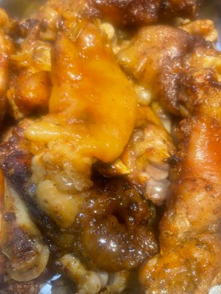 1/2 Pie de cerdo a la leña 