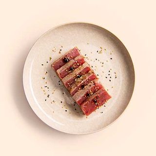 22. Atún tataki (6 uds.)