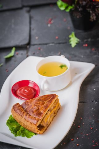 Курник с бульоном