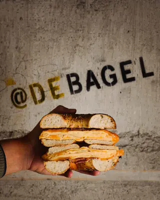 Bagel Manhattan