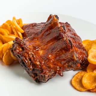 Costillar De Cerdo Duroc Asado con salsa barbacoa 