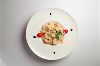 Фетучини с креветками и грибами