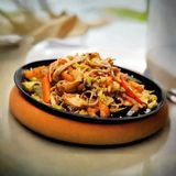 124. Скариди със зеленчуци (700г)