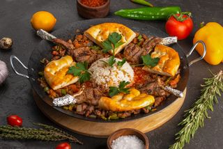 Мясное соте с перзолой на 3 персоны