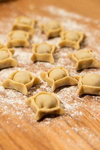 PELMENI CON CARILLERA 0,5 KG ( CONGELADOS)