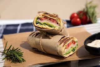 Тортила по избор  350гр.+ Фреш Портокал