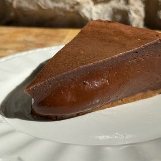 Tarta de Queso Kitkat porción 