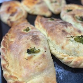 Mezza Impanata Porchetta Patate e Mozzarella