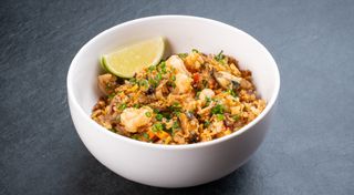 Рис смажений з морепродуктами
