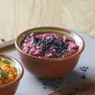 Hummus De Remolatxa