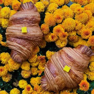 Круасан манго маракуйя