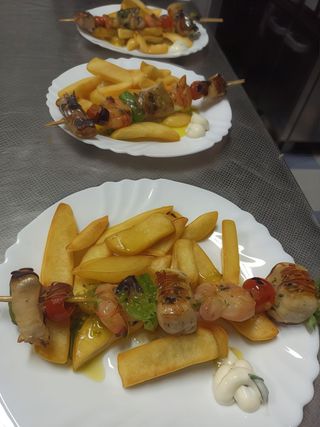 Brocheta De Marrajo Con Langostinos