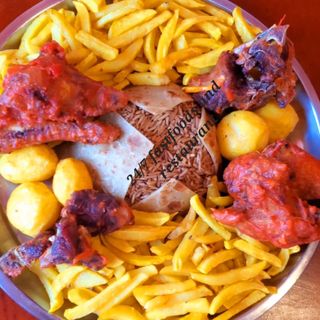 Fastfoods lusaniya for 3-4 people