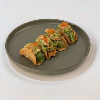 Tacos saumon wakamé -4pcs