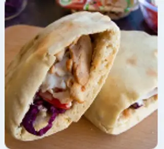 Pita con kebab