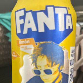 Fanta limón 