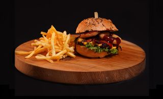 SMOKY BBQ BEEF BURGER