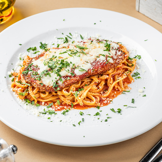 Курка Міланезе під сирною корочкою та лінгвіні (420 г)