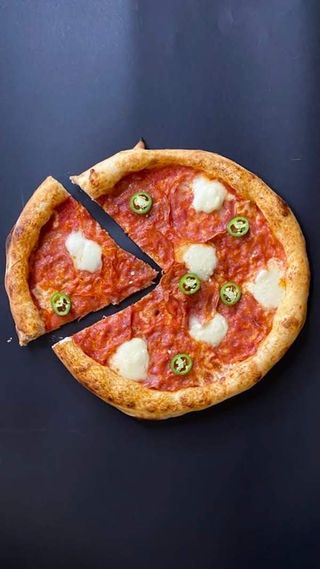 Пица Пеперони (30см)