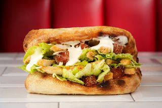 Flat bread sendvič Chicken Caesar 480gr