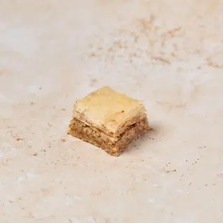 BAKLAWA DE NUECES