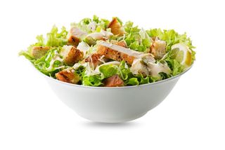 salată caesar
