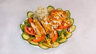 Sałatka z kurczakiem