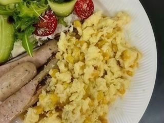 Скрембл з ковбасками гриль (320g)