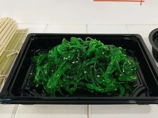 Салат з хіяші (120 гр.) (120g)