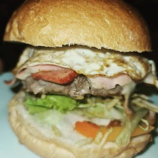 Hamburguesa Doble Dorada