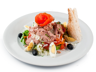 Salată italiană cu ton