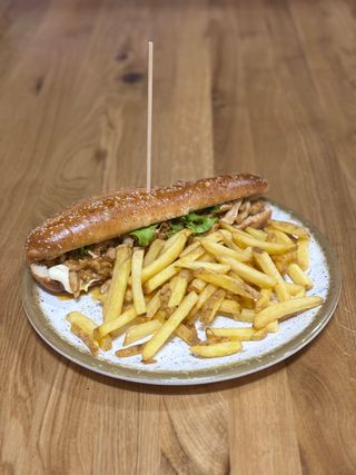 CHICKEN PHILLY CHEESESTEAK