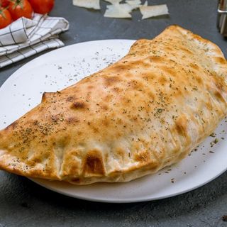 Calzone Milano