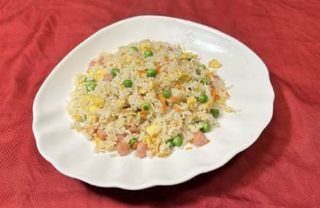 18. Arroz Frito Tres Delicias