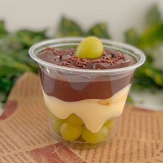 Bombom de uva aberto