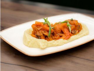 Фішболи з норвежського лосося у вершково-томатному соусі 400г